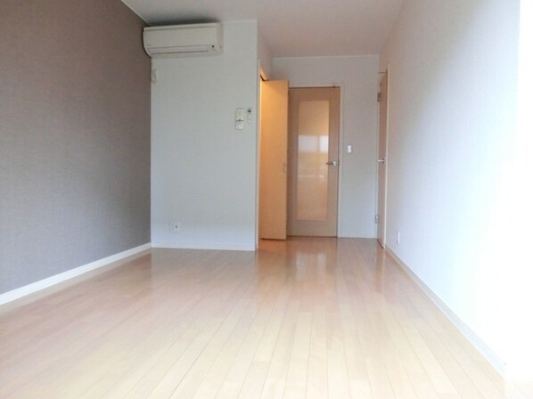 フローラ松が丘の物件内観写真